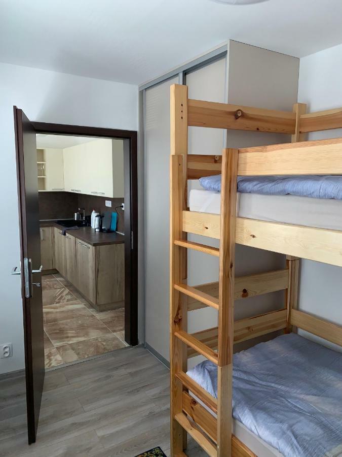 Apartament Tt10 Botanicka Nagyszombat Kültér fotó